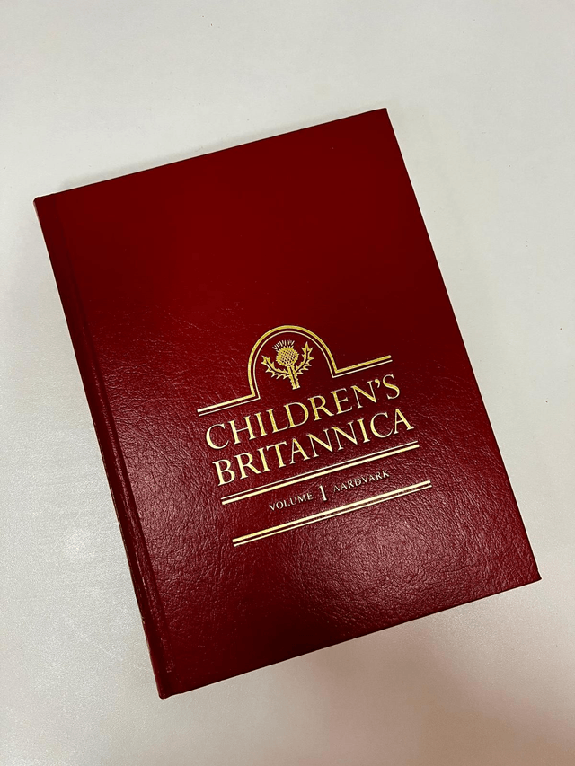 Children's Britannica set (1988) 