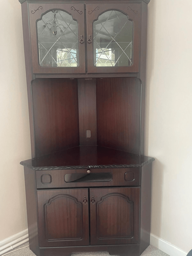 Display cabinet