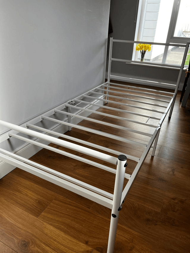 Single Bed Frame (198*93)