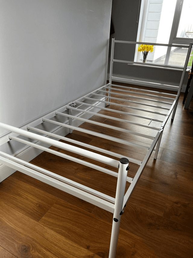 Single Bed Frame (198*93)